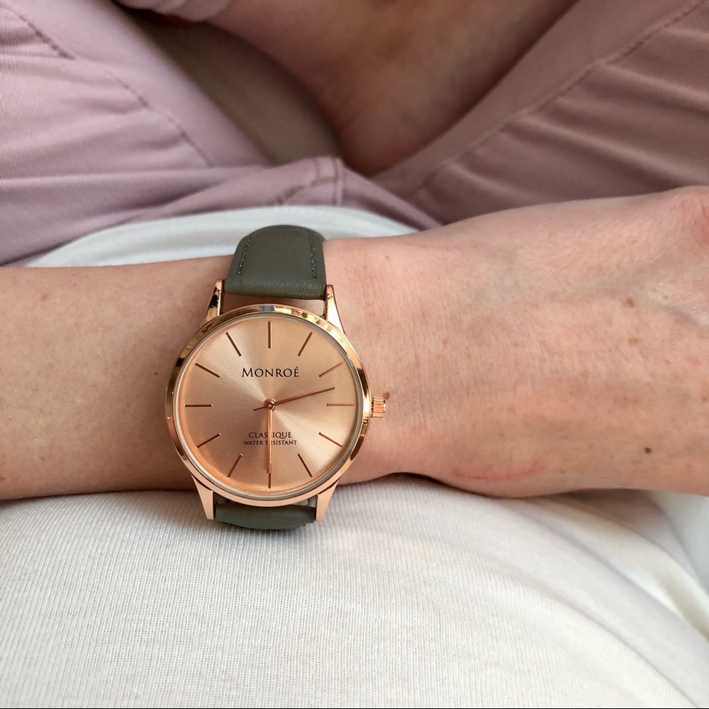 Monroé Classique Watch NWT - Picture 2 of 7